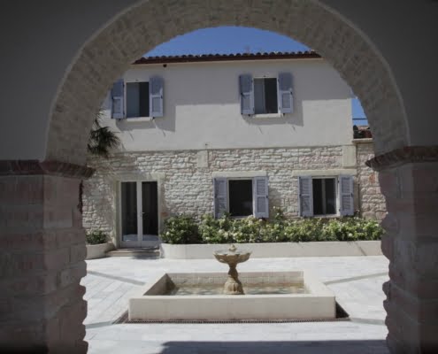 Le Stonghe